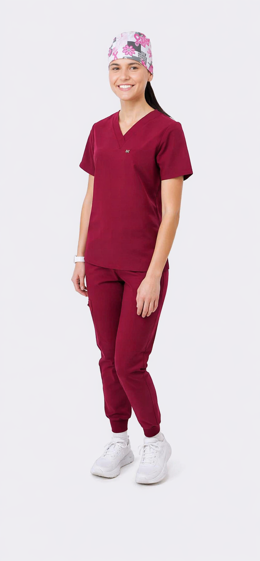 Ensemble de blouse et pantalon médical pour femmes – Confortable, respirant et conçu pour les longues journées de travail